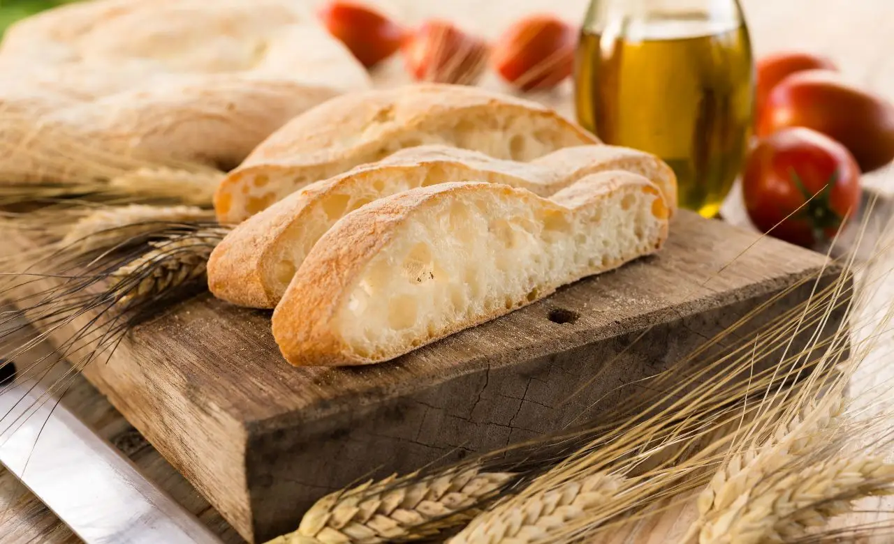 Il pane alleato della salute favorisce la digestione e contribuisce a regolare la glicemia Immagine selezionata