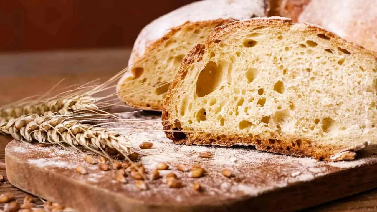 Il pane alleato della salute favorisce la digestione e contribuisce a regolare la glicemia Immagine selezionata