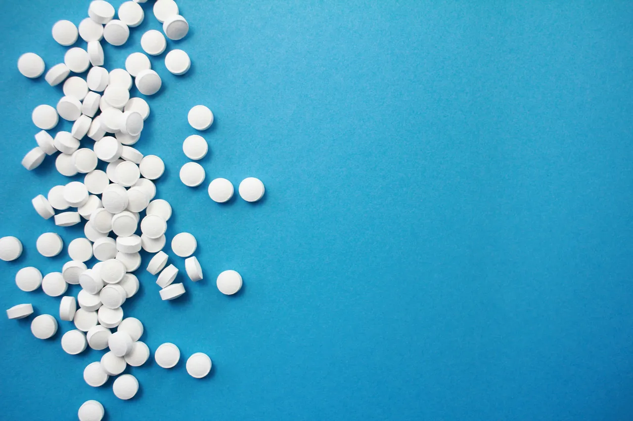 Ibuprofene: la verità che nessuno ti ha mai detto sul dolore secondo l'esperta nutrizionista Immagine selezionata